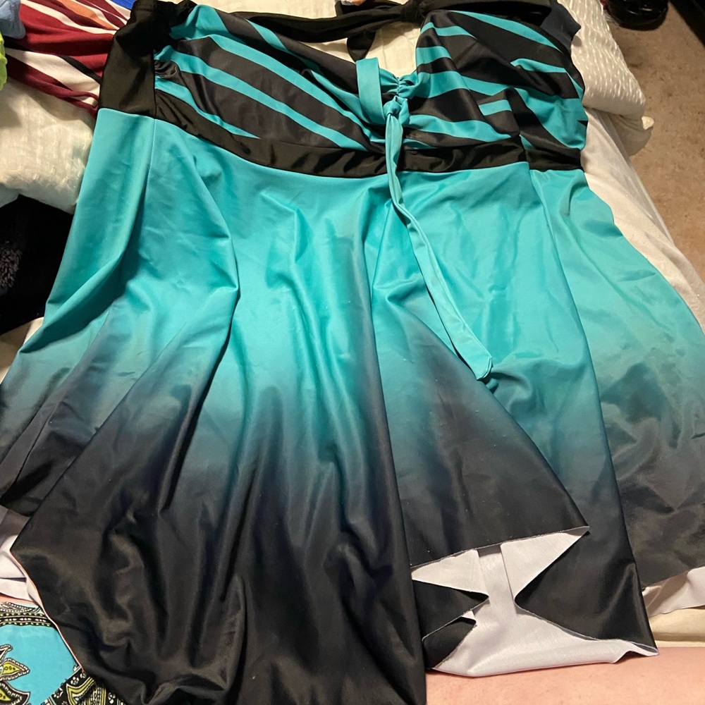 Women’s swim tankini